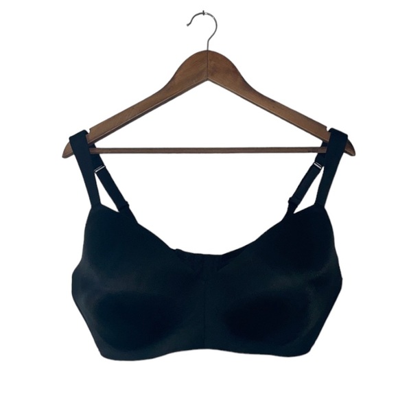 Cacique Black Bra Lightly Lined T-Shirt No-Wire Bra Sports Causal Comfort 40DDD - Picture 1 of 4